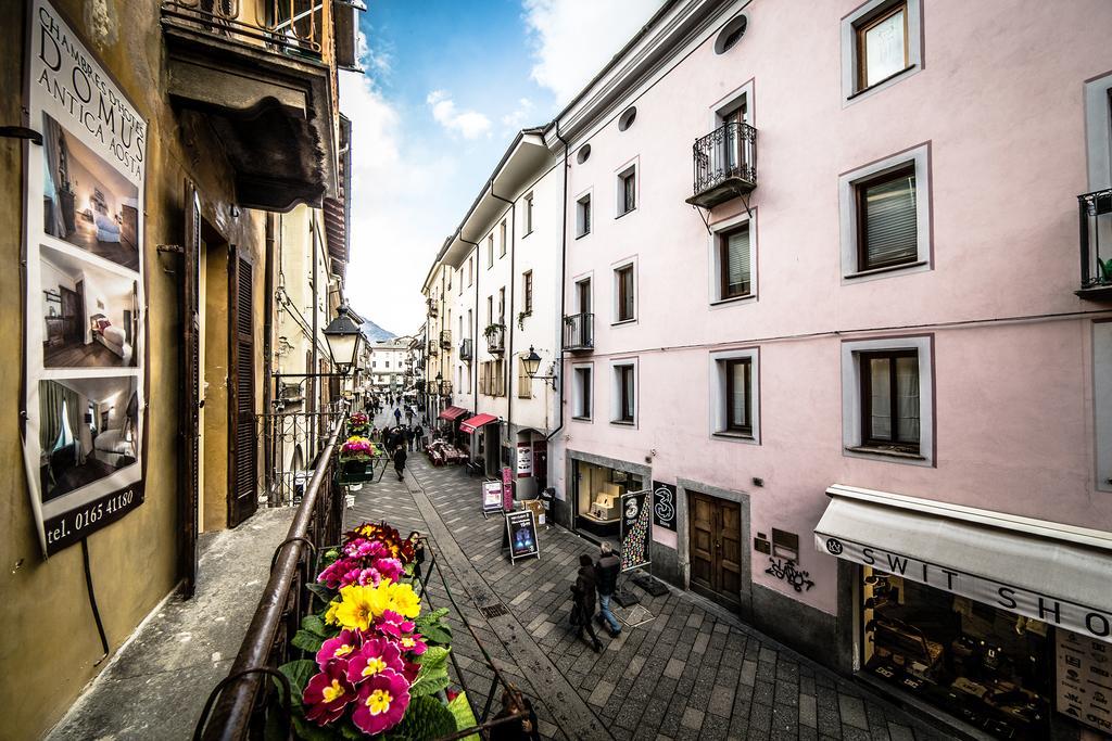 Domus Antica Aosta Hotel Exterior photo